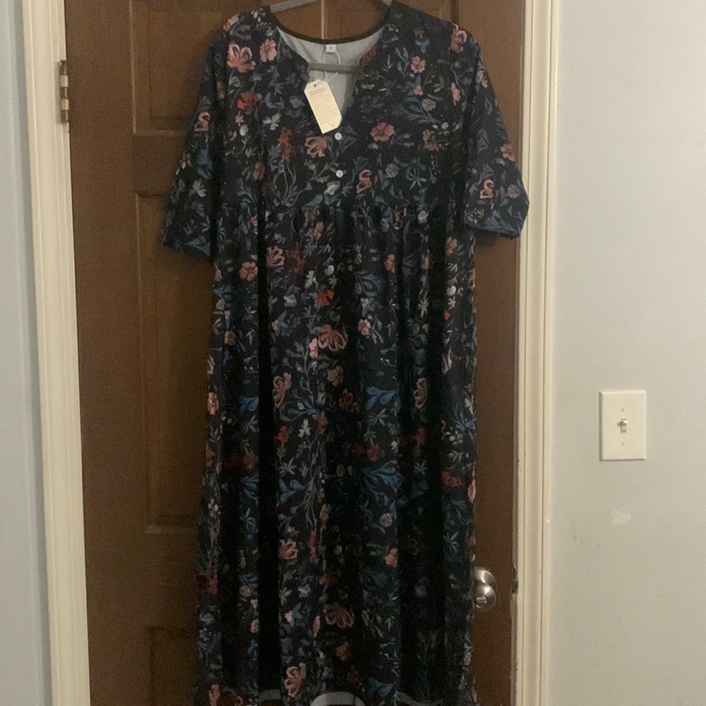 Floral light dress M